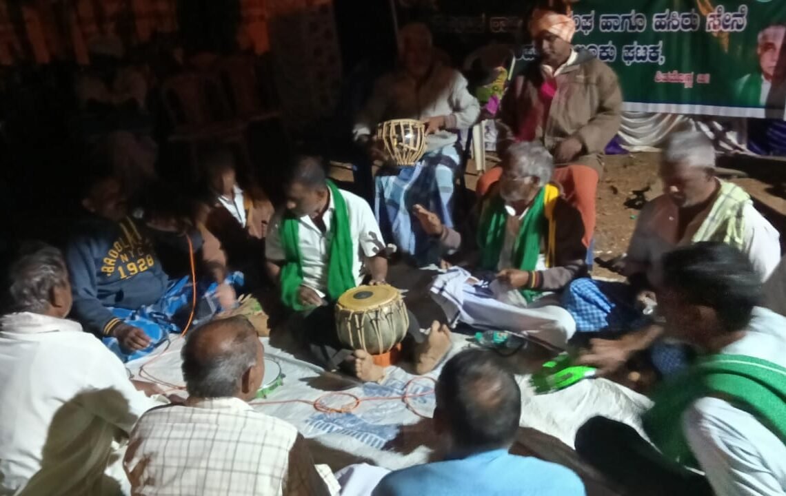 ಶಾಸಕ ಬಿವೈ ವಿಜಯೇಂದ್ರ ಸಂಧಾನಕ್ಕೂ ಜಗ್ಗದ ರೈತರು ಮುಂದುವರಿದ ಅಹೋರಾತ್ರಿ ಧರಣಿ..!