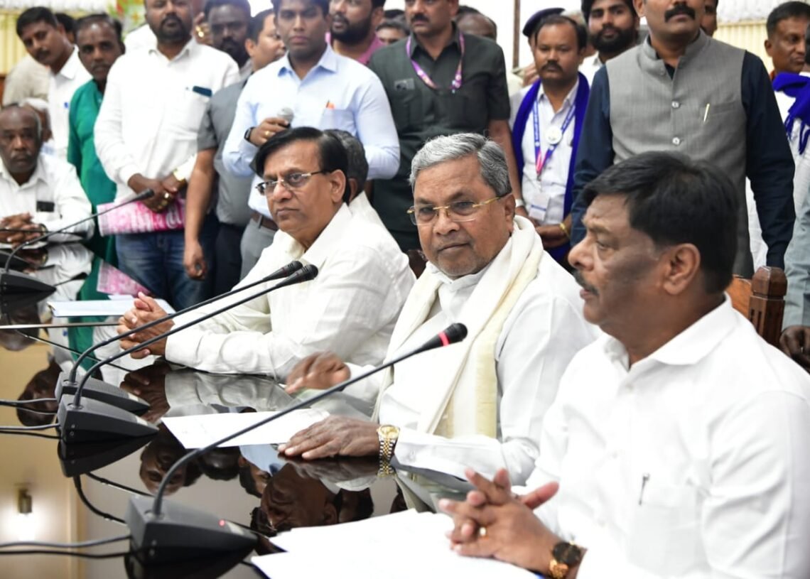 ಅನಧಿಕೃತ ರೆವಿನ್ಯೂ ಬಡಾವಣೆಗಳಿಗೆ ’ಬಿ’ ಖಾತಾ ಅಭಿಯಾನಕ್ಕೆ ಸಿಎಂ ಸಿದ್ದರಾಮಯ್ಯ ಸೂಚನೆ