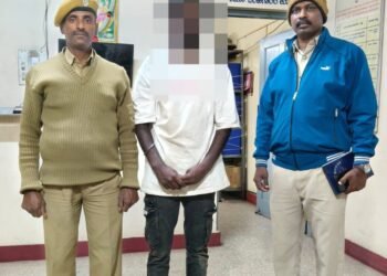 ರೈಲ್ವೆ ಹಳಿ ಮೇಲೆ ಆತ್ಮಹತ್ಯೆಗೆ ಯತ್ನಿಸಿದ ಯುವಕನ ರಕ್ಷಣೆ: ಭದ್ರಾವತಿ ಪೊಲೀಸರ ಸಮಯಪ್ರಜ್ಞೆ